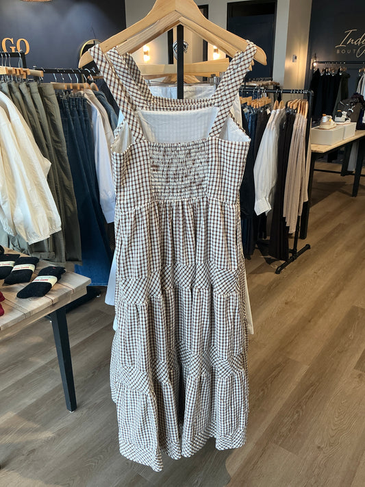 Gingham Tiered Dress / Brown and White