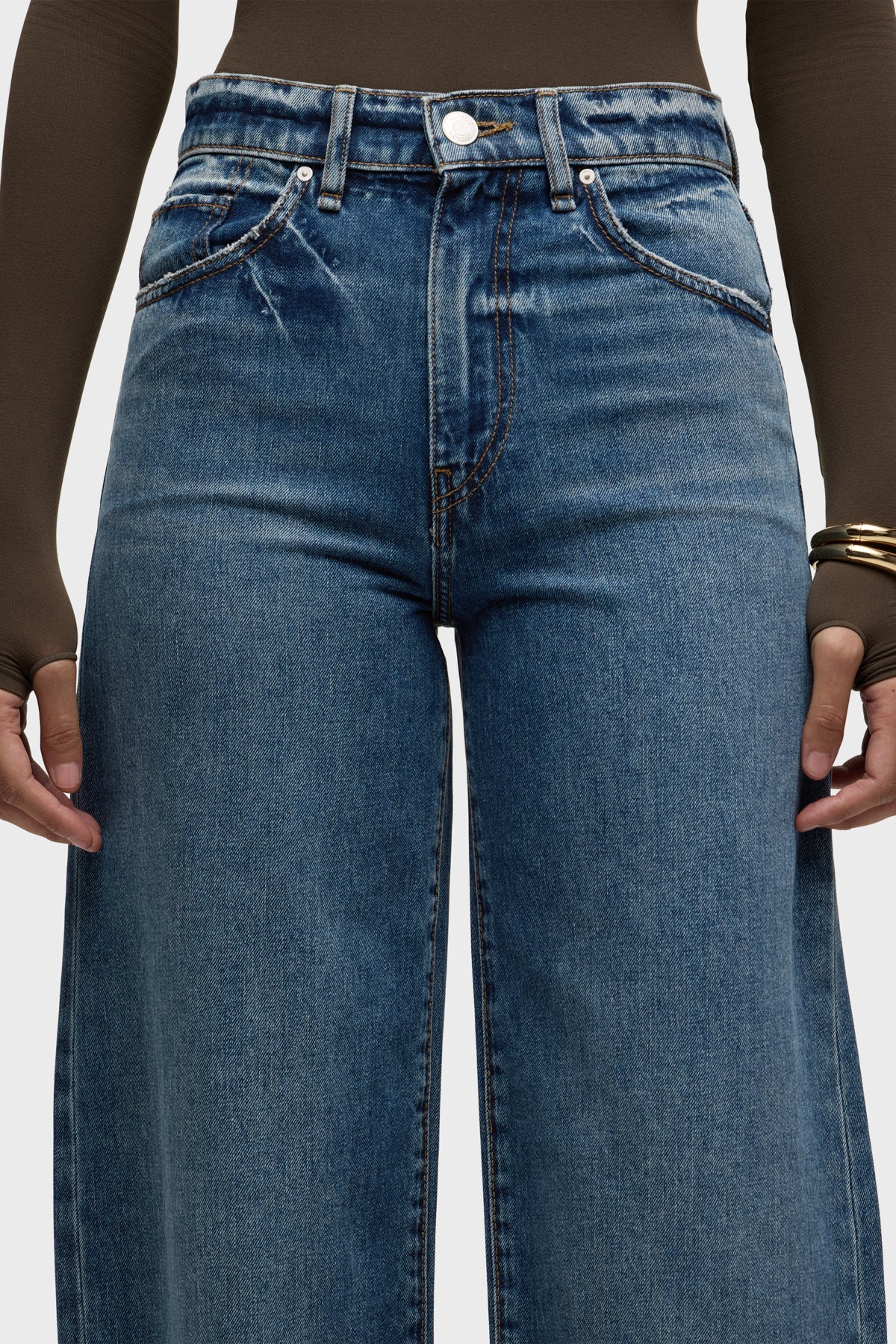Aria Cuffed Barrel Jean