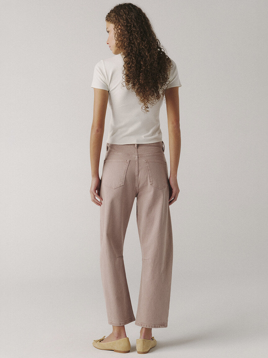 BNA Soft Curve Barrel Jean