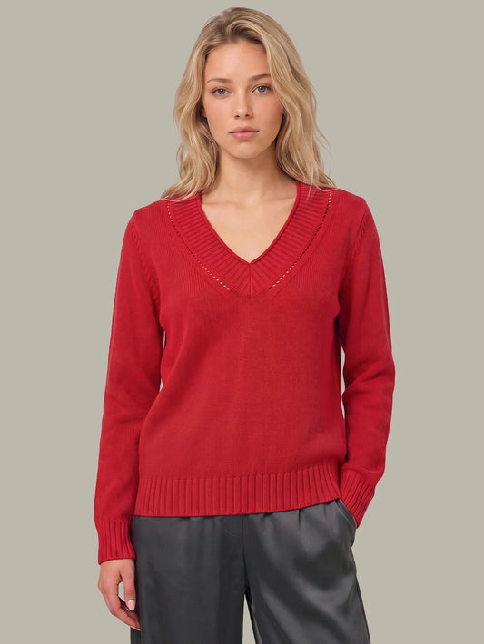 Virginia V-Neck Pullover