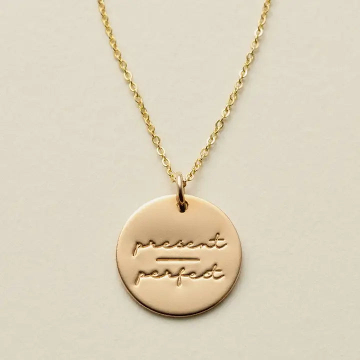 Pause Collection/Present-Perfect