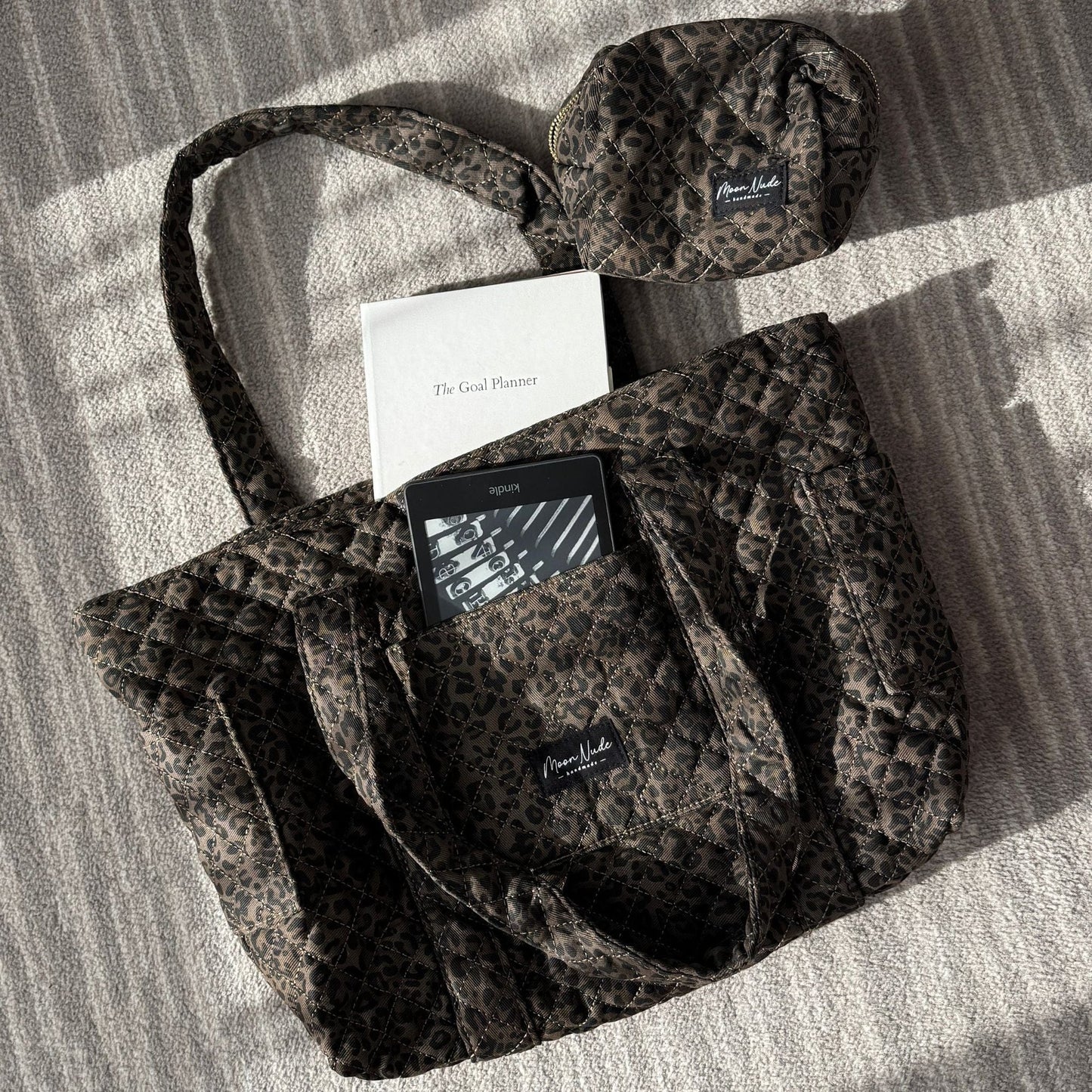 MOON NUDE - Savanna Tote Bag