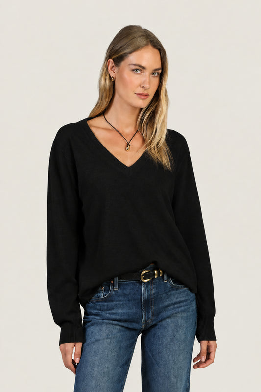 Charlie Classic V-Neck