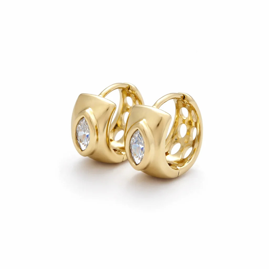 Lola Marquis Hoops