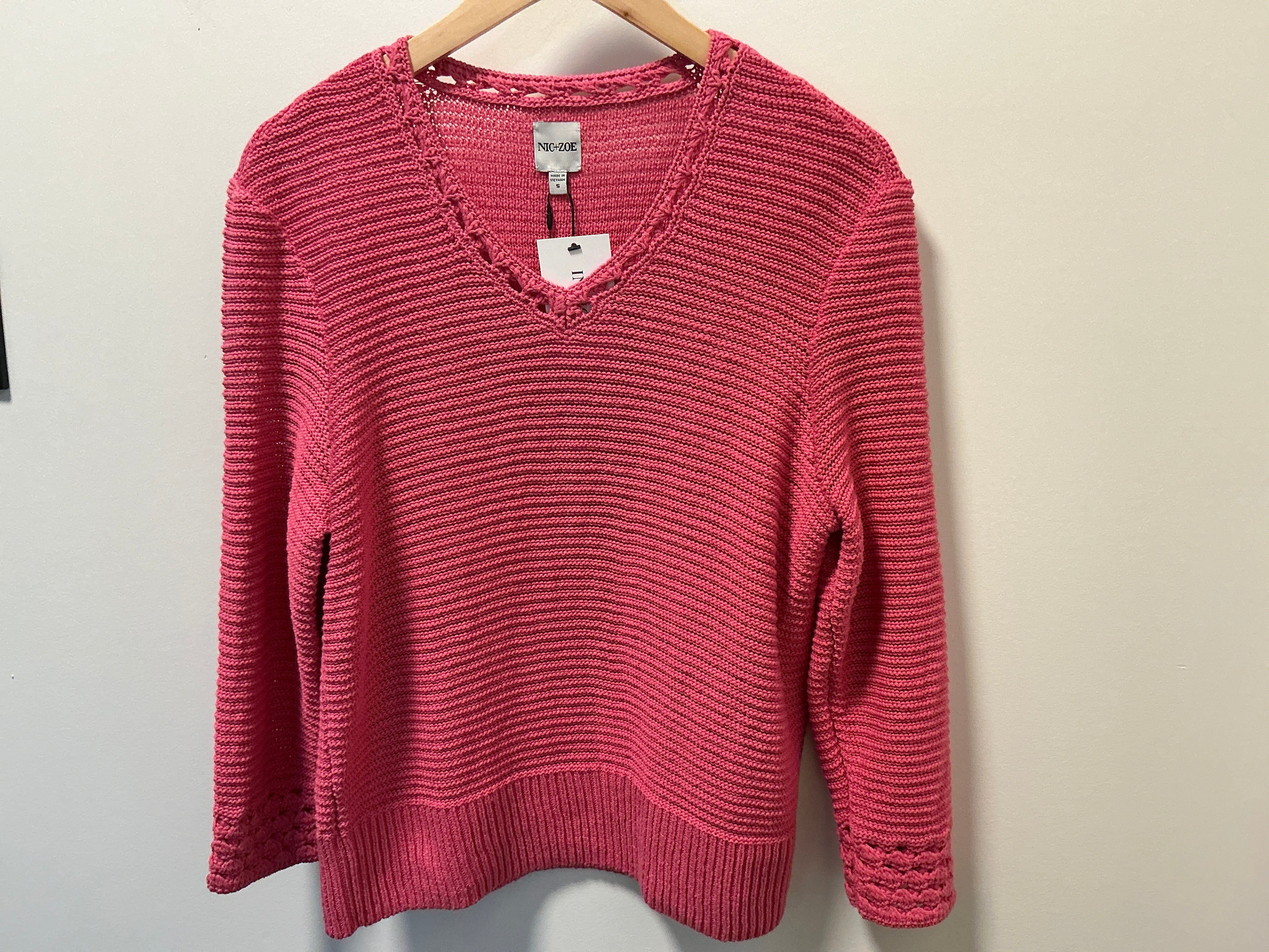 NIC & ZOE - Edged Pop Stitch Sweater/ Raspberry / FINAL SALE – INDIGO