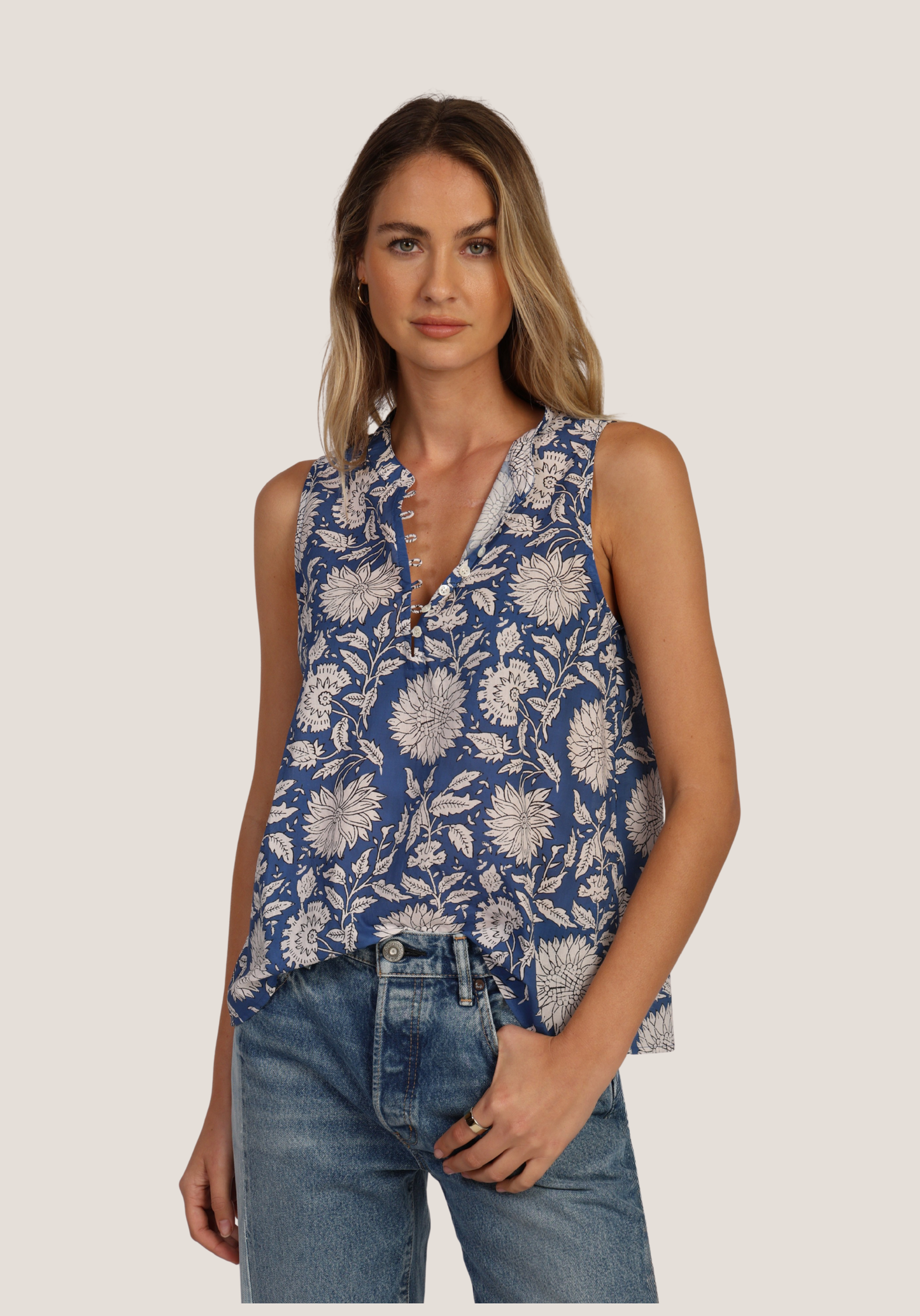 Kyra Sleeveless Blouse