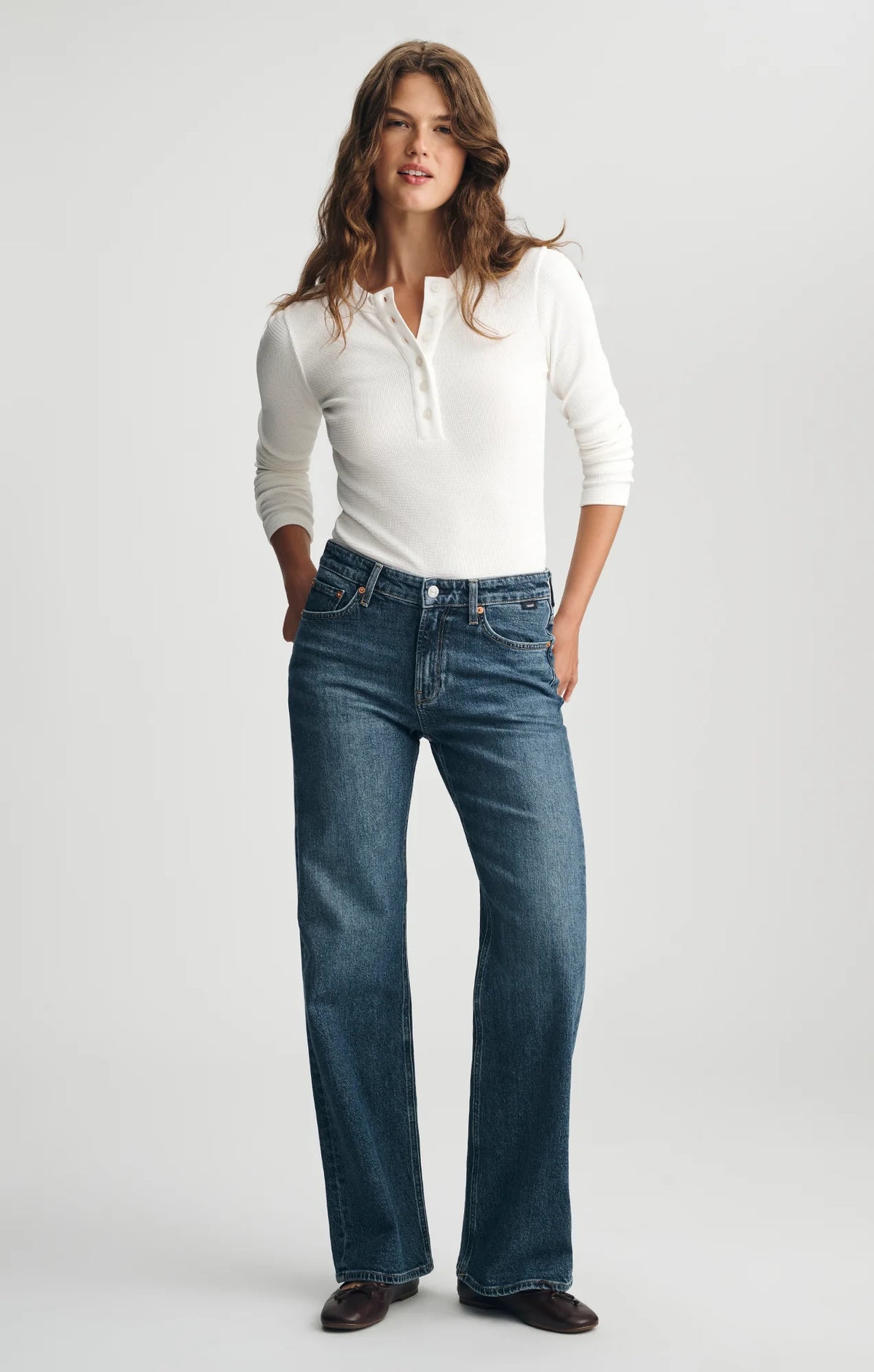 Taylor Straight Jean