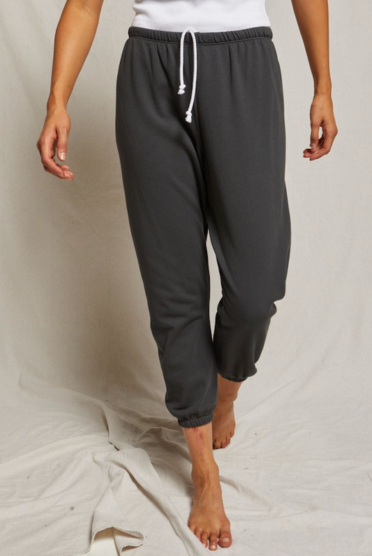 PERFECT WHITE TEE - Vintage Black French Terry Easy Sweatpant/Johnny