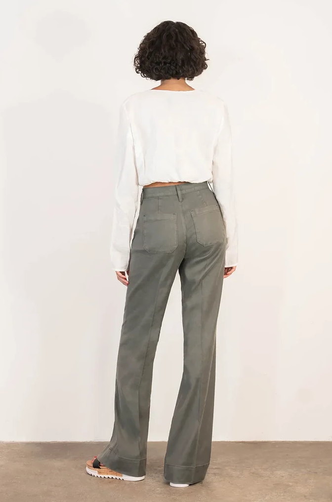 Sarah Pant