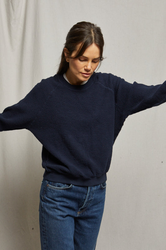 PERFECT WHITE TEE - Ziggy Navy Inside Out Fleece Sweatshirt