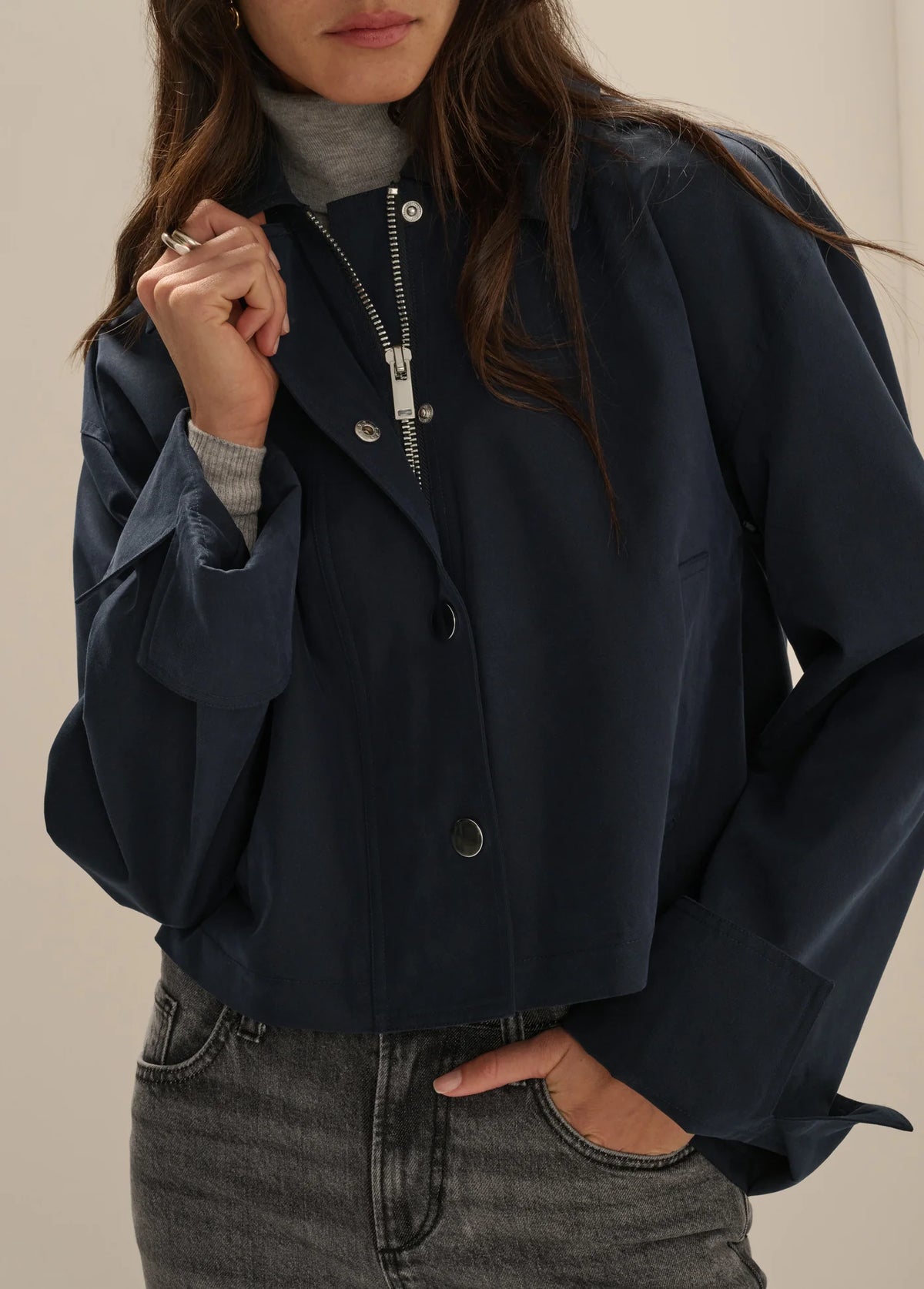 Rue Cropped Trench