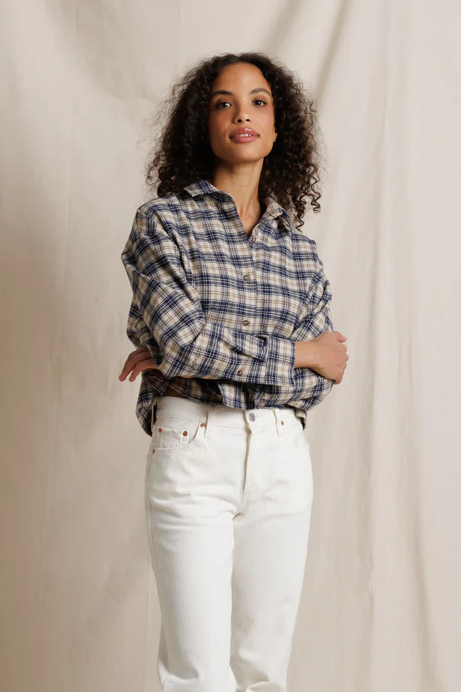 Tate Button Up